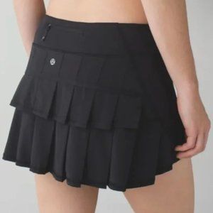 Lululemon Pace Setter Skirt in Black (regular)